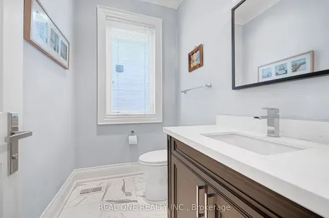 241 Florence Avenue Toronto ON M2N 1G7