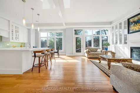 241 Florence Avenue Toronto ON M2N 1G7