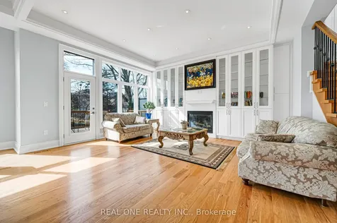 241 Florence Avenue Toronto ON M2N 1G7