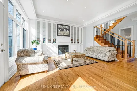 241 Florence Avenue Toronto ON M2N 1G7
