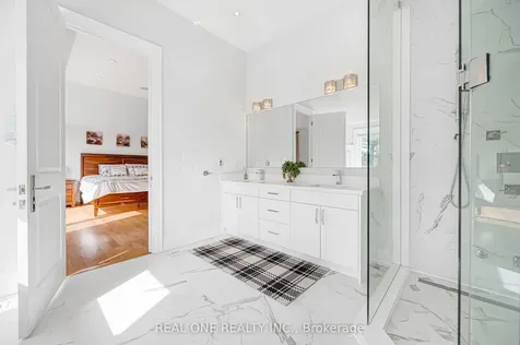 241 Florence Avenue Toronto ON M2N 1G7