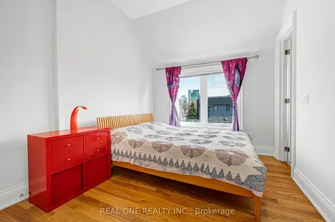 241 Florence Avenue Toronto ON M2N 1G7