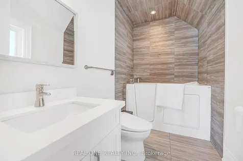 241 Florence Avenue Toronto ON M2N 1G7
