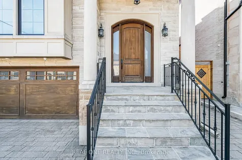 241 Florence Avenue Toronto ON M2N 1G7