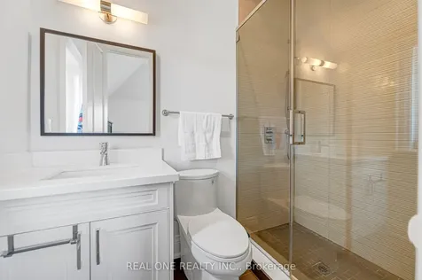 241 Florence Avenue Toronto ON M2N 1G7