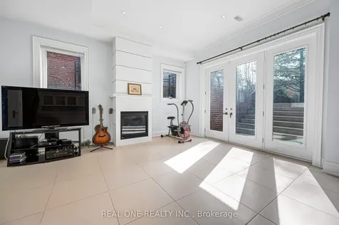 241 Florence Avenue Toronto ON M2N 1G7