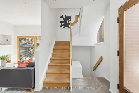 11C Tranby Avenue Toronto ON M5R 1N4