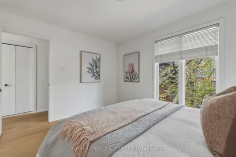 11C Tranby Avenue Toronto ON M5R 1N4
