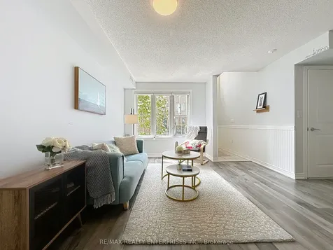 52 Aerodrome Crescent Toronto ON M4G 4J1