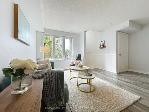 52 Aerodrome Crescent Toronto ON M4G 4J1