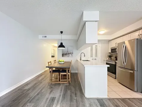 52 Aerodrome Crescent Toronto ON M4G 4J1