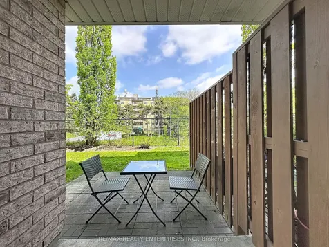 52 Aerodrome Crescent Toronto ON M4G 4J1