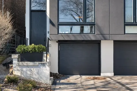 38 Alameda Avenue Toronto ON M6C 3W2