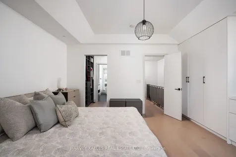 38 Alameda Avenue Toronto ON M6C 3W2