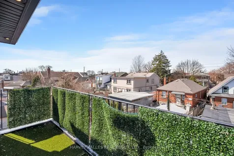 38 Alameda Avenue Toronto ON M6C 3W2