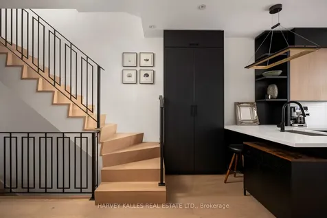 38 Alameda Avenue Toronto ON M6C 3W2