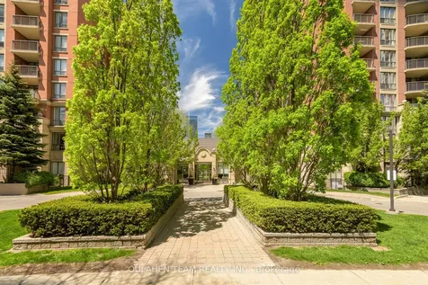 55 Harrison Garden Boulevard Toronto ON M2N 7G3