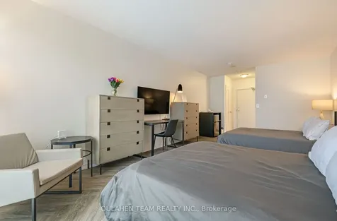 55 Harrison Garden Boulevard Toronto ON M2N 7G3