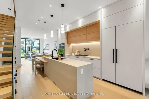 192 Woburn Avenue Toronto ON M5M 1K7