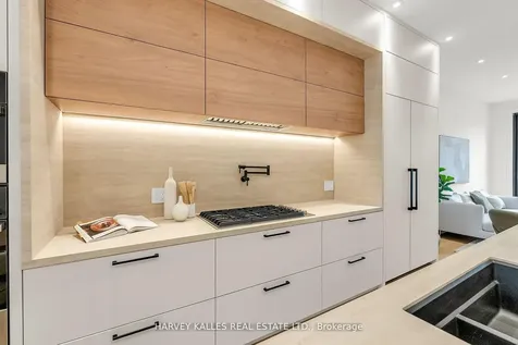 192 Woburn Avenue Toronto ON M5M 1K7