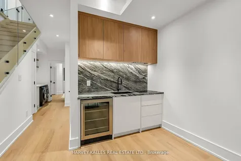 192 Woburn Avenue Toronto ON M5M 1K7