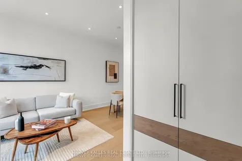 192 Woburn Avenue Toronto ON M5M 1K7