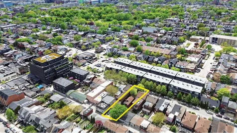 239 Manning Avenue Toronto ON M6J 2K8