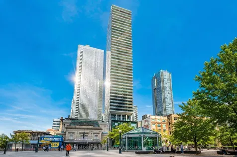 224 King Street W Toronto ON M5H 0A6