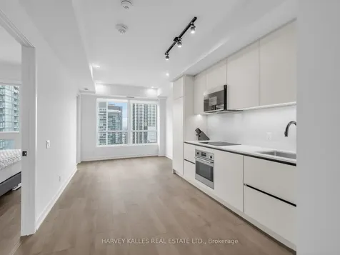108 Peter Street Toronto ON M5V 0W2