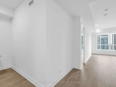 108 Peter Street Toronto ON M5V 0W2
