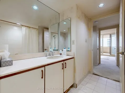 85 Skymark Drive Toronto ON M2H 3P2
