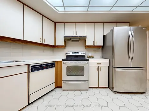 85 Skymark Drive Toronto ON M2H 3P2