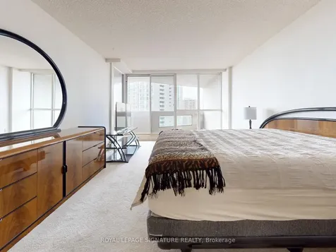 85 Skymark Drive Toronto ON M2H 3P2