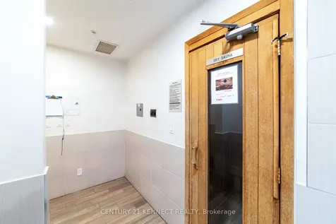 16 Harrison Garden Boulevard Toronto ON M2N 7J6