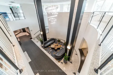 16 Harrison Garden Boulevard Toronto ON M2N 7J6