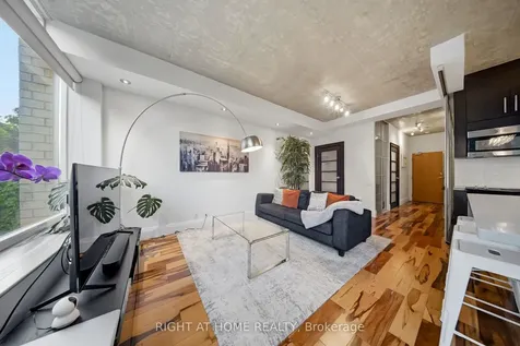 50 Camden Street Toronto ON M5V 3N1