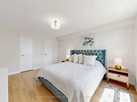 100 Canyon Avenue Toronto ON M3H 5T9