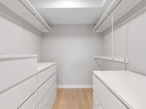 100 Canyon Avenue Toronto ON M3H 5T9
