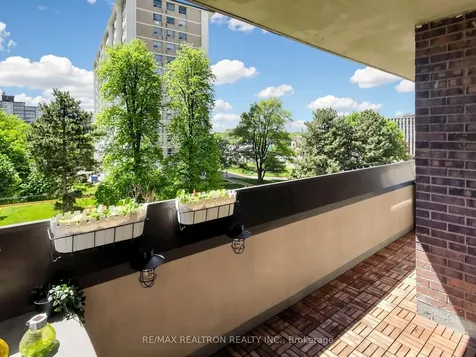 100 Canyon Avenue Toronto ON M3H 5T9