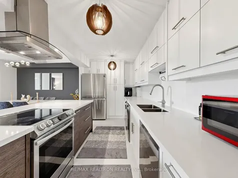 100 Canyon Avenue Toronto ON M3H 5T9