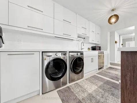 100 Canyon Avenue Toronto ON M3H 5T9