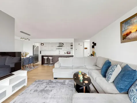100 Canyon Avenue Toronto ON M3H 5T9