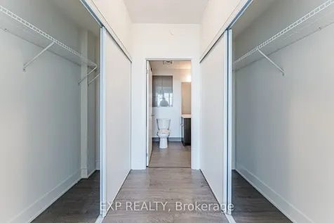 188 Fairview Mall Drive Toronto ON M2J 4T1