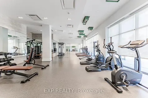 188 Fairview Mall Drive Toronto ON M2J 4T1