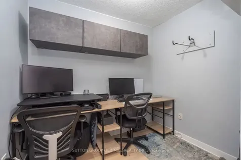 11 Brunel Court Toronto ON M5V 3Y3