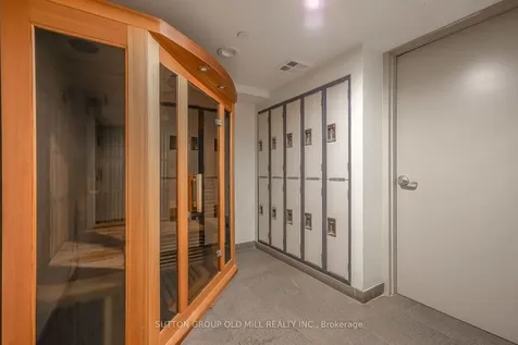 11 Brunel Court Toronto ON M5V 3Y3