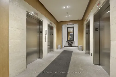 11 Brunel Court Toronto ON M5V 3Y3