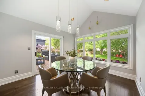 63 Westgate Boulevard Toronto ON M3H 1P1