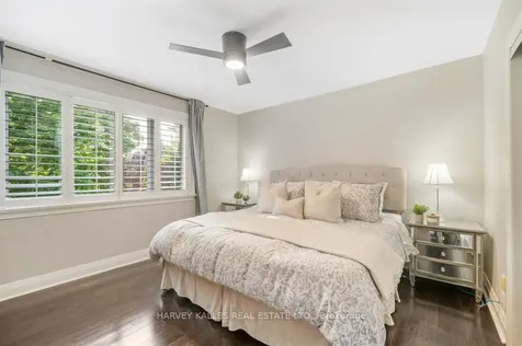 63 Westgate Boulevard Toronto ON M3H 1P1