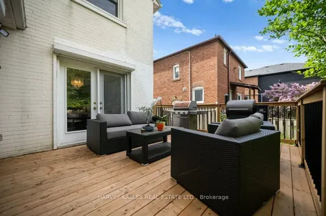 63 Westgate Boulevard Toronto ON M3H 1P1